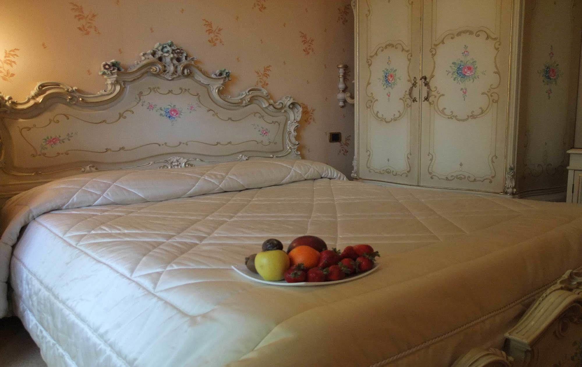 Hotel Imperiale Terzigno Ngoại thất bức ảnh